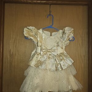 Elegant Gold and Cream Princess Dress for Kids - Brand: